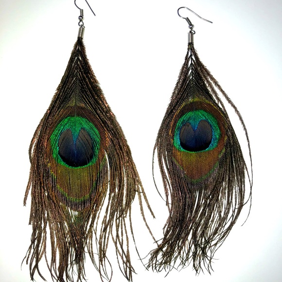 Peacock Feather Dangling Boho Earrings - Picture 1 of 3